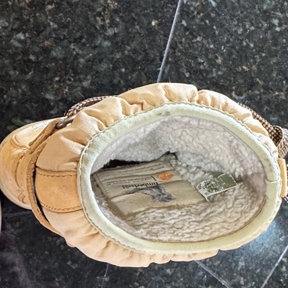 Timberland Women's Beige Winter Boots - Picture 3 of 7